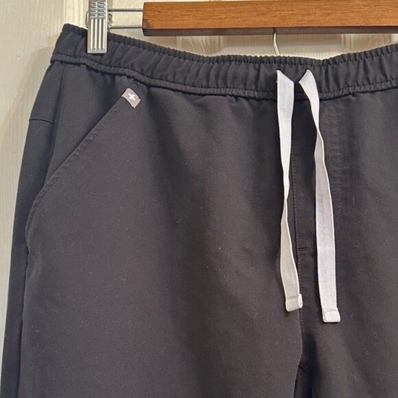 FIGS Technical Collection Jogger Scrub Pants Size Medium Nursing Healthcare - Picture 3 of 12